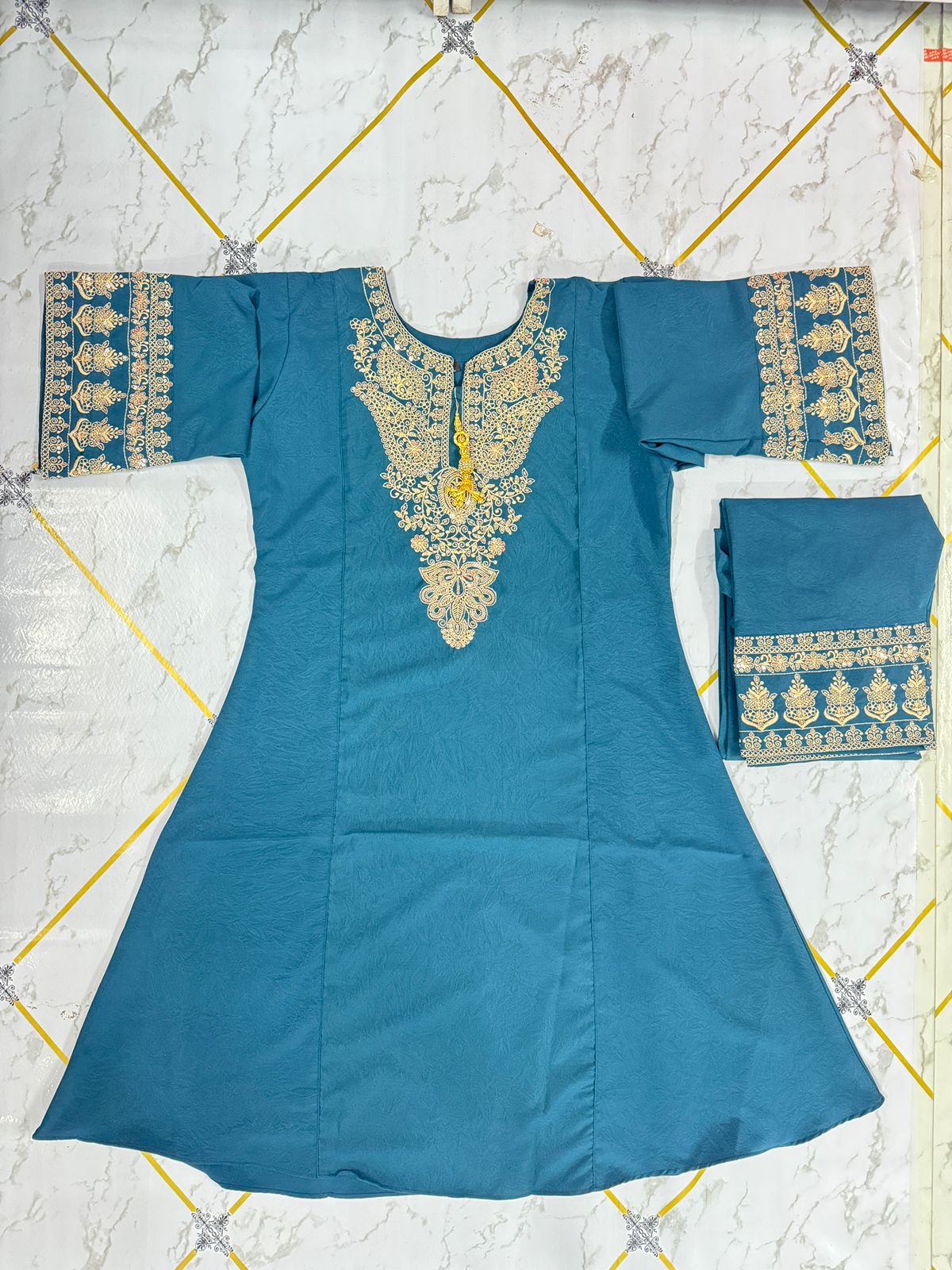 টু পিছ (সিকুয়েন্স, কাজ করা )